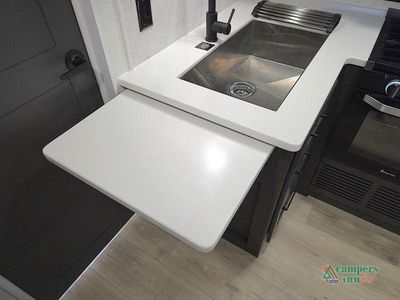 2026 Forest River RV Rockwood Ultra Lite - Photo 29