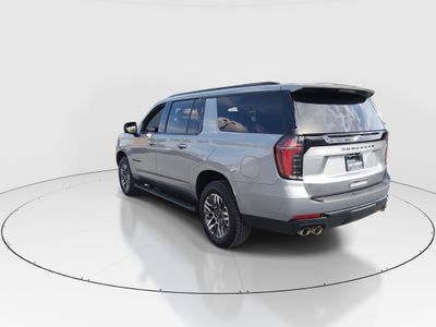 2025 Chevrolet Suburban - Photo 5
