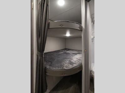 2027 Coachmen RV Catalina Summit Series 8 — photo 7 view