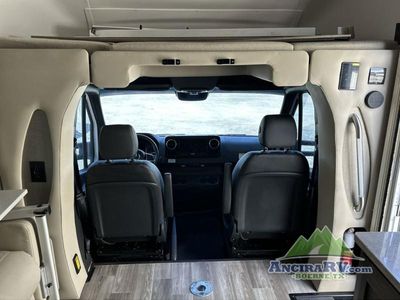 2023 Tiffin Motorhomes Wayfarer - Photo 15