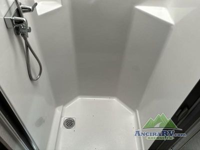 2023 Tiffin Motorhomes Wayfarer - Photo 21