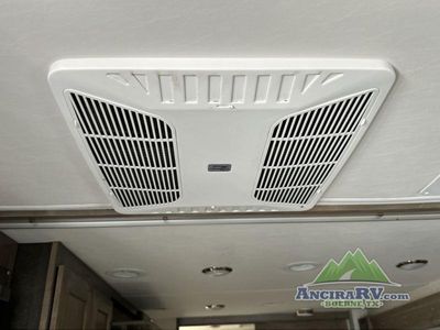 2023 Tiffin Motorhomes Wayfarer - Photo 17