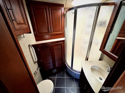 2008 Fleetwood Discovery - Photo 9