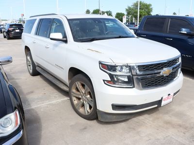 2016 Chevrolet Suburban - Photo 2