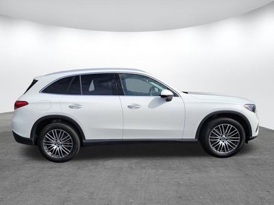 2024 Mercedes-Benz GLC 300 - Photo 2