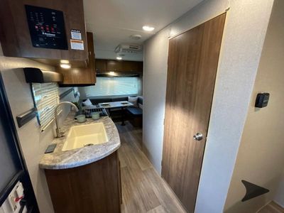 2018 Dutchmen RV Aspen Trail - Photo 13