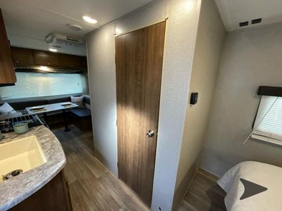 2018 Dutchmen RV Aspen Trail - Photo 17