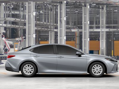 2026 Toyota Camry - Photo 14