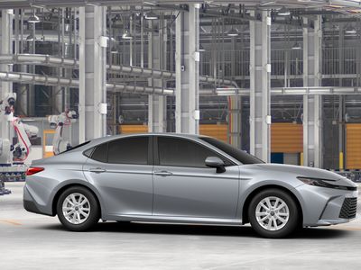 2026 Toyota Camry - Photo 15