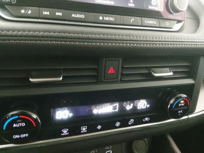 2024 Nissan Rogue — photo 18 view