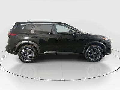2024 Nissan Rogue — photo 8 view