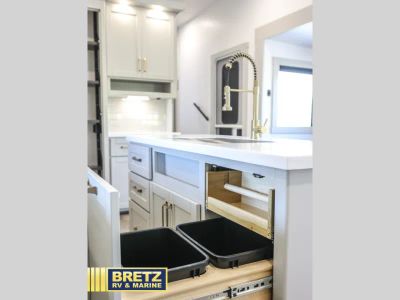 2026 Brinkley Model Z - Photo 29