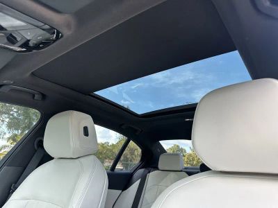 2024 BMW i5 — photo 16 view