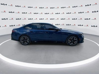 2024 BMW i5 — photo 9 view