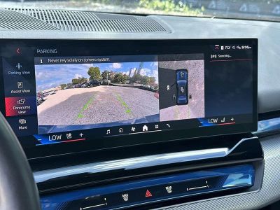 2024 BMW i5 — photo 24 view