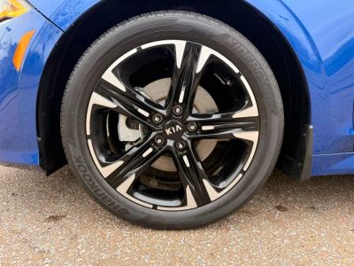 2021 Kia K5 - Photo 11
