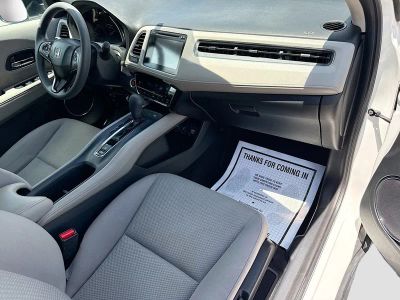 2018 Honda HR-V — photo 12 view