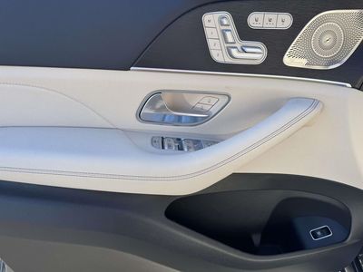 2026 Mercedes-Benz GLE — photo 17 view