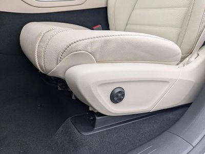 2026 Mercedes-Benz GLE 450 — interior view