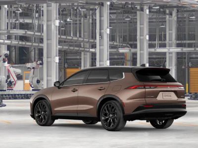 2026 Toyota Crown Signia - Photo 8