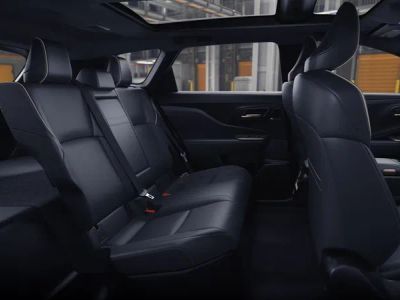 2026 Toyota Crown Signia - Photo 21