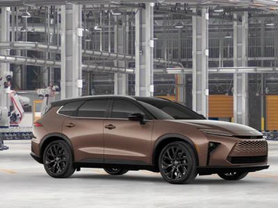 2026 Toyota Crown Signia - Photo 16