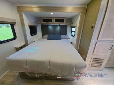 2027 Forest River RV Flagstaff Super Lite — photo 21 view