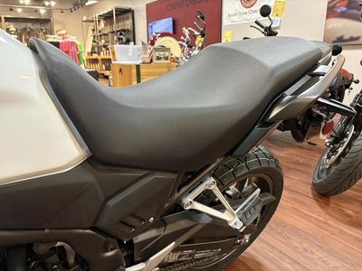 2025 Honda NX500 - Photo 11