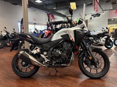2025 Honda NX500 - Photo 2