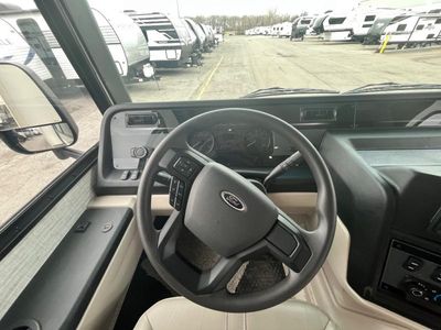 2025 Entegra Coach Vision SE - Photo 11