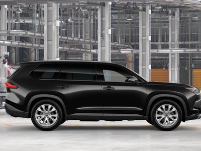 2026 Toyota Grand Highlander — photo 12 view