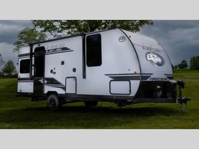 2026 Forest River RV Cherokee Black Label — front three-quarter view