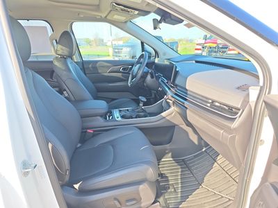 2025 Kia Carnival — photo 15 view