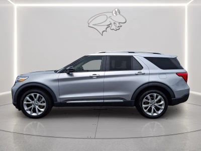 2021 Ford Explorer — side profile view