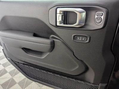 2026 Jeep Wrangler — photo 28 view