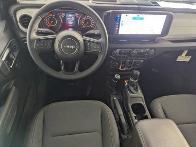 2026 Jeep Wrangler — photo 13 view