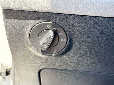 2023 Volkswagen Taos - Photo 34