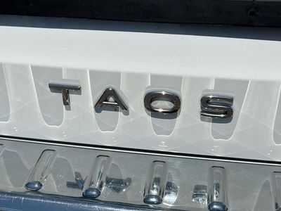 2023 Volkswagen Taos - Photo 11