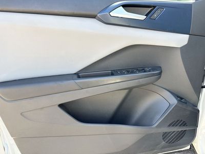 2023 Volkswagen Taos - Photo 21