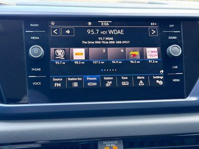 2023 Volkswagen Taos - Photo 30