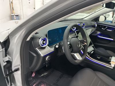 2026 Mercedes-Benz C-Class - Photo 9