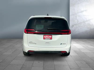 2024 Chrysler Pacifica - Photo 5