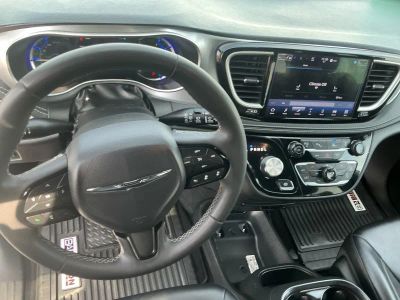 2024 Chrysler Pacifica - Photo 14