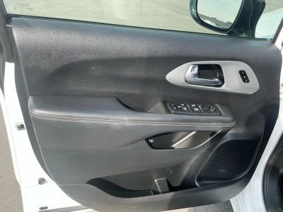 2024 Chrysler Pacifica - Photo 15