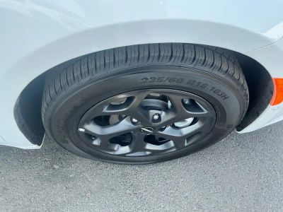 2024 Chrysler Pacifica - Photo 22