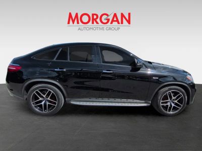 2017 Mercedes-Benz GLE — interior view