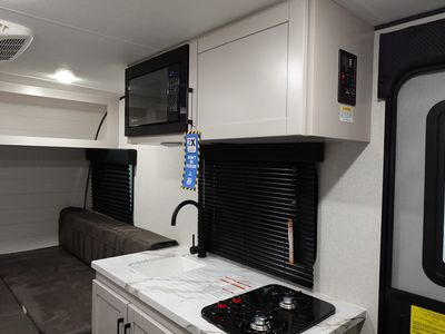 2026 Jayco Jay Feather Air SL - Photo 13