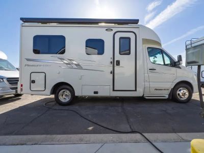 2017 Pleasure Way PLATEAU XL - Photo 17