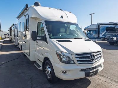 2017 Pleasure Way PLATEAU XL - Photo 1