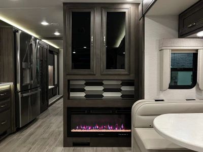 2025 Jayco SENECA PRESTIGE — photo 10 view